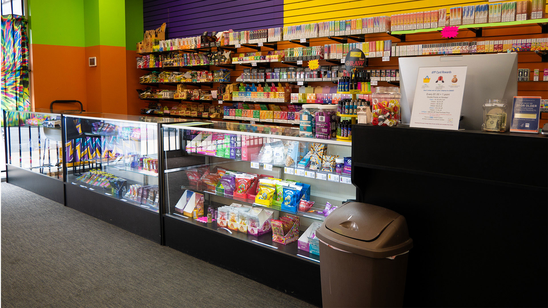 what is manufactured tobacco Which is Better? Organic Tobacco vs. Manufactured Rolling Tobacco